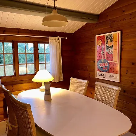 Cozy And Authentic Log House بيت للعطل Dronningmølle